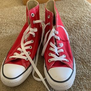 Red converse high tops women’s 9 (8.5 in converse) worn once